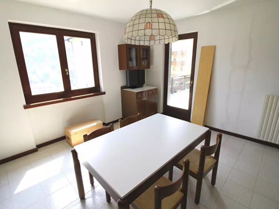 Immagine 22 di Villa in vendita  in Via Condino a Tione Di Trento