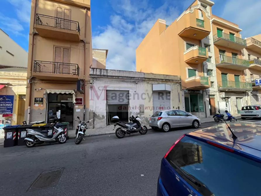 Immagine 5 di Negozio in vendita  in 40 Via Sbarre Centrali a Reggio Di Calabria