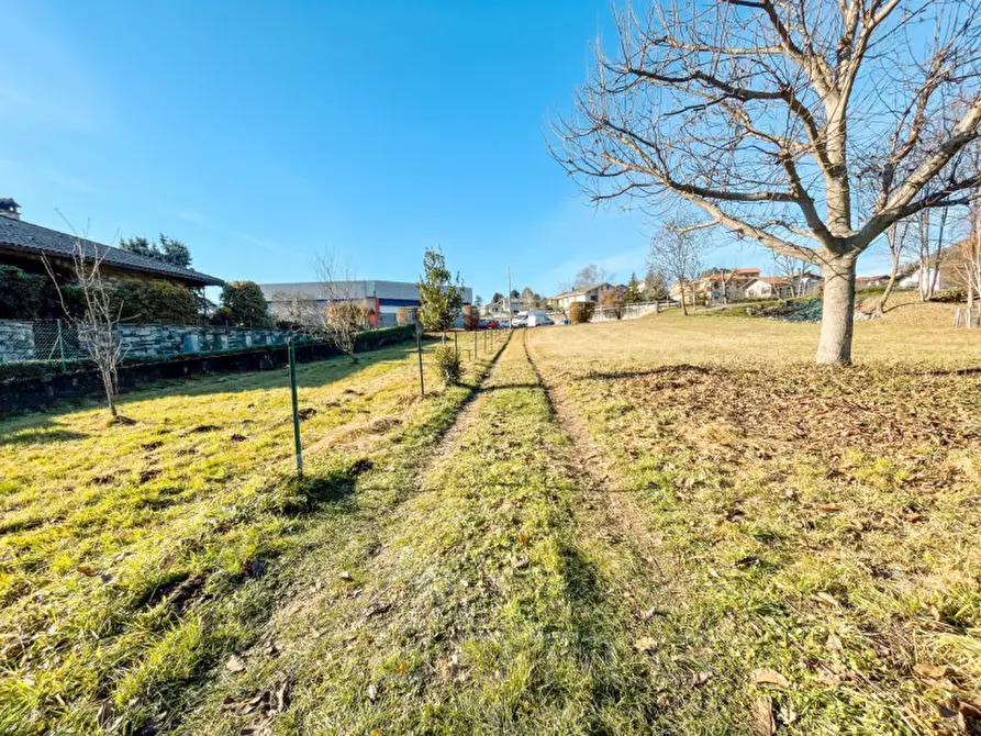 Immagine 1 di Terreno in vendita  in Via due riviere a Armeno