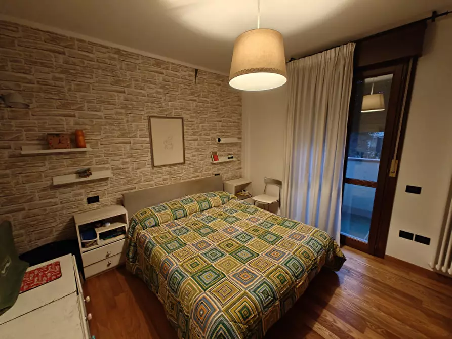 Immagine 1 di Appartamento in vendita  a Rovigo