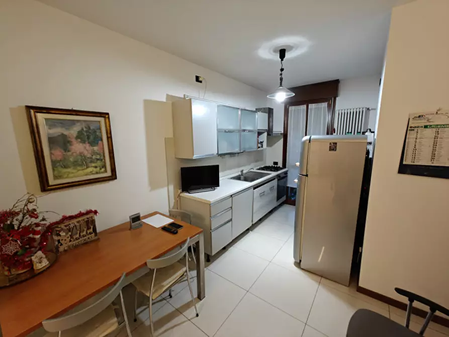 Immagine 8 di Appartamento in vendita  a Rovigo