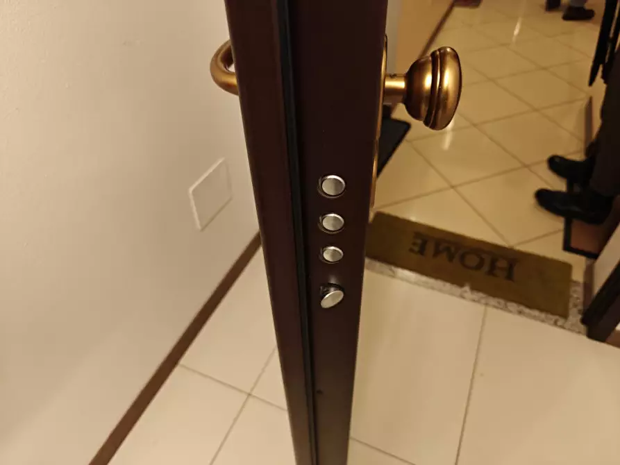 Immagine 11 di Appartamento in vendita  a Rovigo