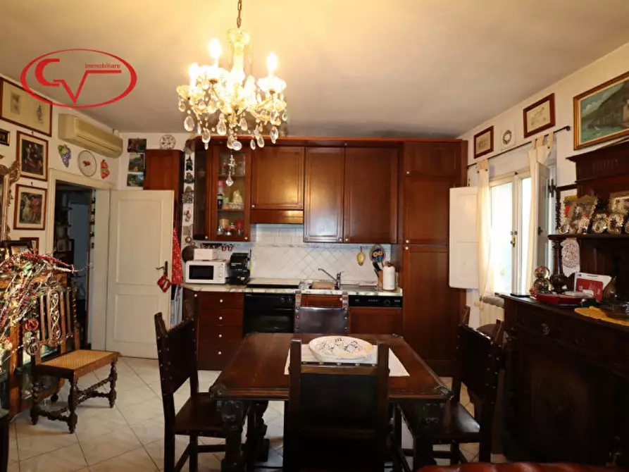 Immagine 3 di Appartamento in vendita  in VIA TRENTO a Montevarchi