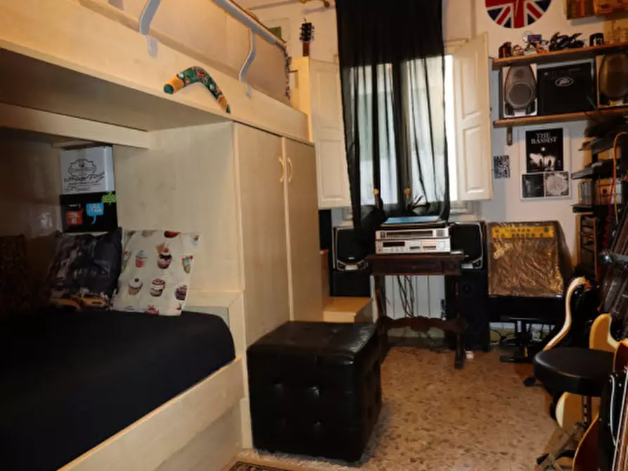 Immagine 11 di Appartamento in vendita  in VIA TRENTO a Montevarchi