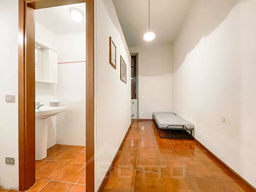 Immagine 16 di Laboratorio in vendita  in Piazza Beltrami, 6 a Omegna