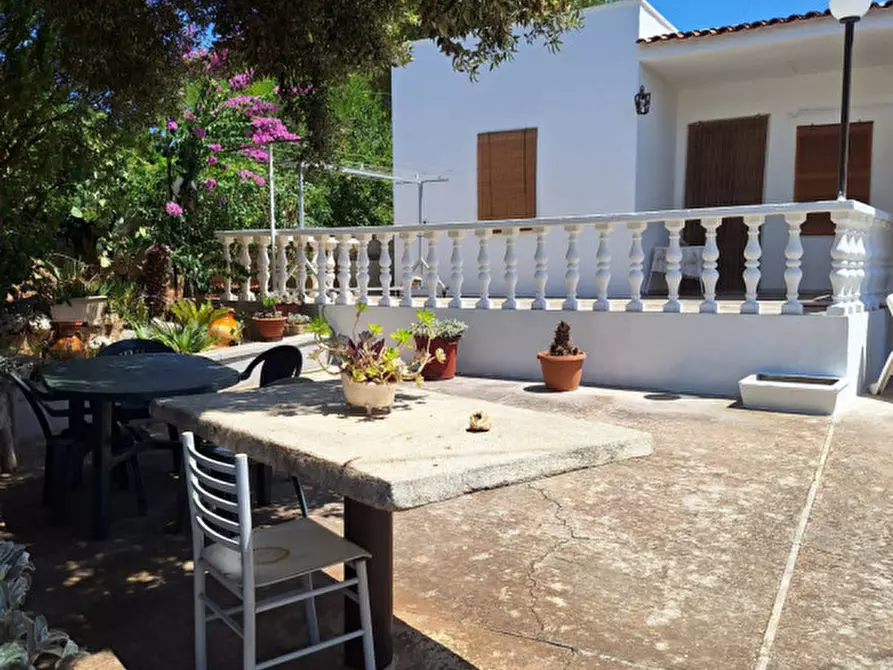Immagine 1 di Villa in vendita  in Contrada Ulmo a Ceglie Messapico