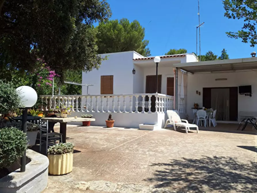 Immagine 27 di Villa in vendita  in Contrada Ulmo a Ceglie Messapico