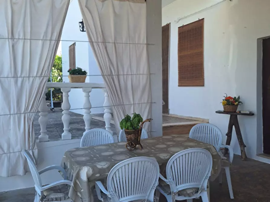 Immagine 39 di Villa in vendita  in Contrada Ulmo a Ceglie Messapico