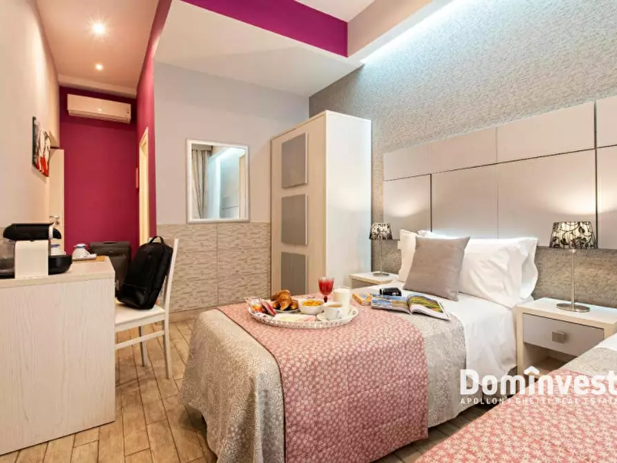 Immagine 12 di Attività commerciale in vendita  in Via XXIV Maggio a Roma