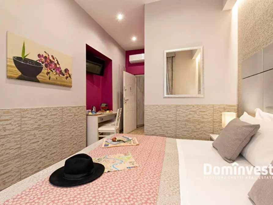 Immagine 17 di Attività commerciale in vendita  in Via XXIV Maggio a Roma