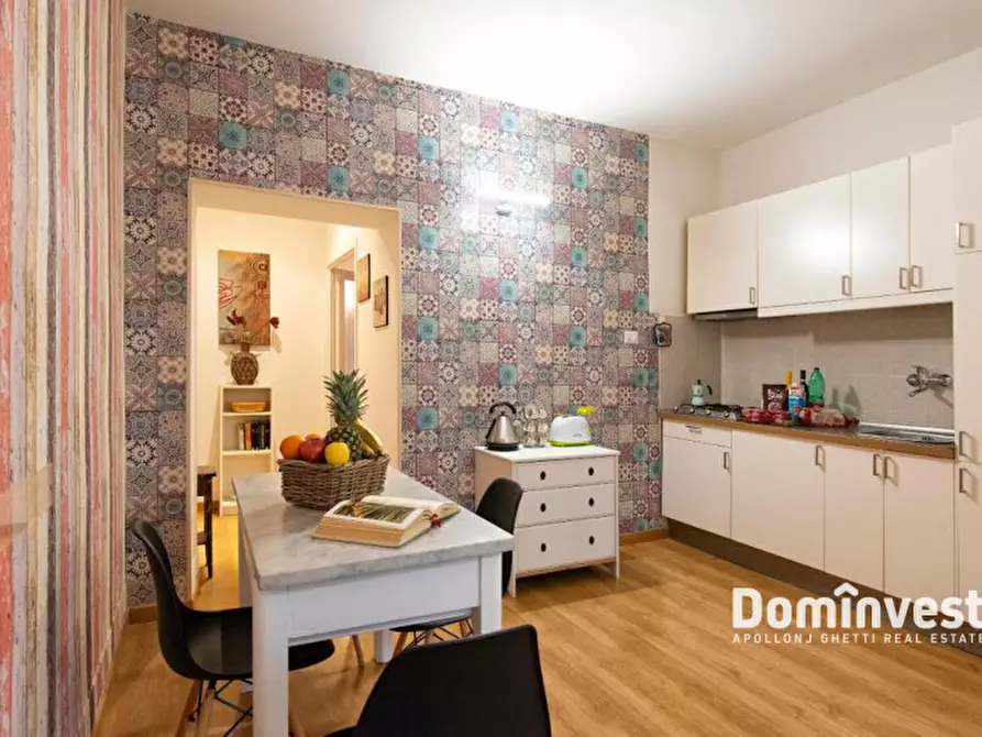 Immagine 2 di Attività commerciale in vendita  in Via Dei Sardi a Roma