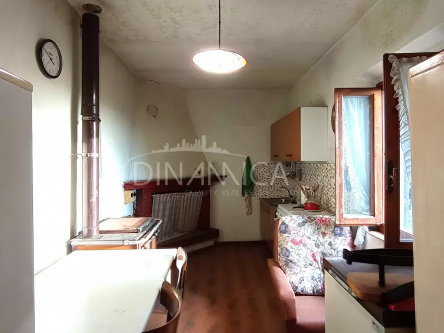 Immagine 9 di Rustico / casale in vendita  a Vinci