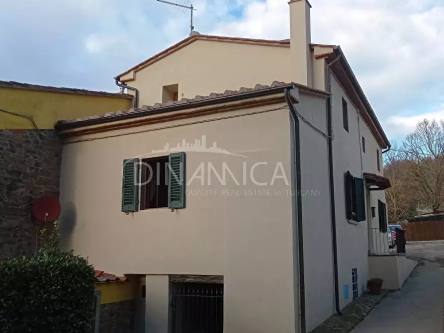 Immagine 24 di Rustico / casale in vendita  a Vinci