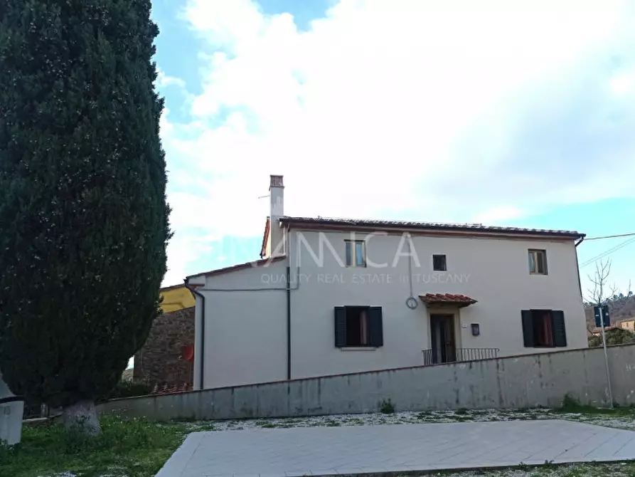 Immagine 25 di Rustico / casale in vendita  a Vinci