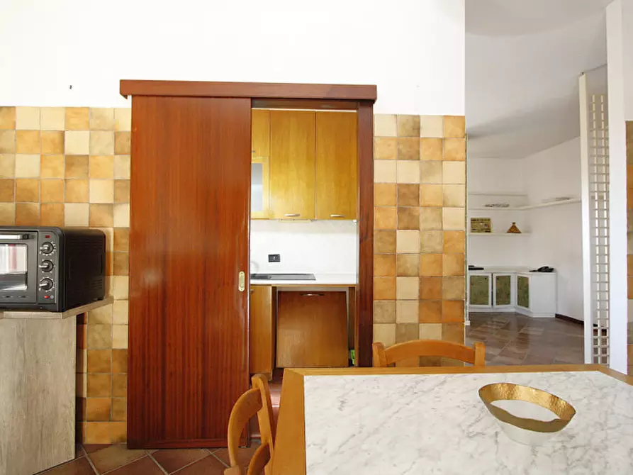 Immagine 11 di Attico in vendita  in Viale Italia a Matino