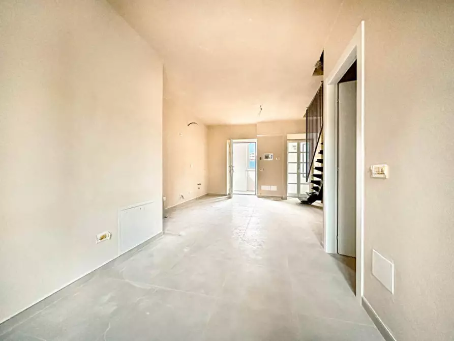 Immagine 5 di Appartamento in vendita  in via paolo zaccheo 16 a Cannobio