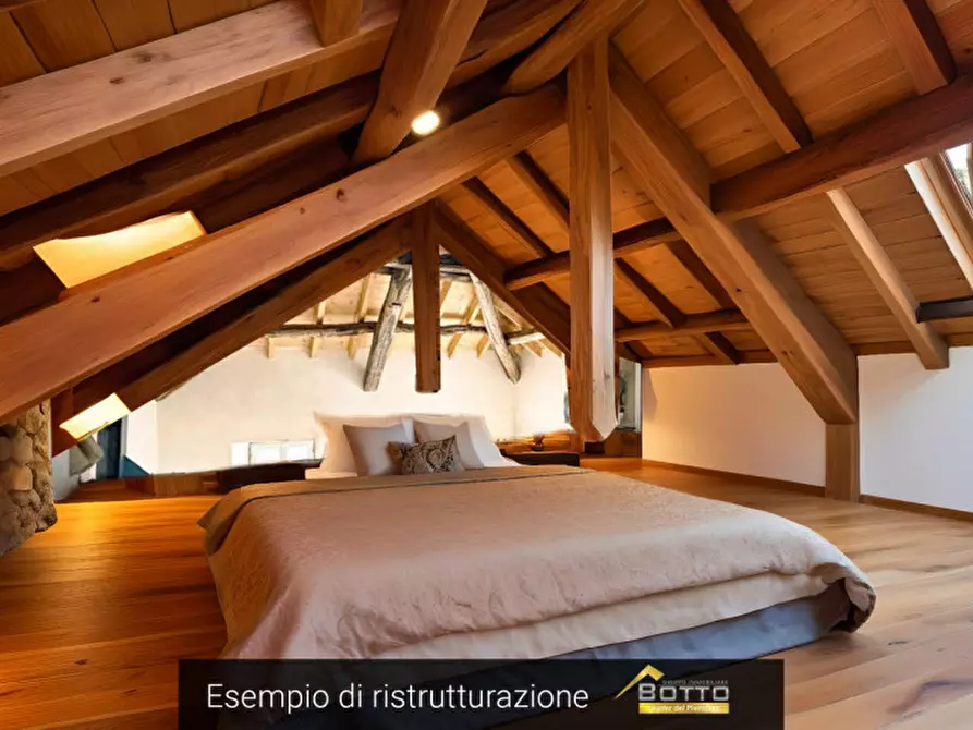 Immagine 10 di Appartamento in vendita  in via paolo zaccheo 16 a Cannobio