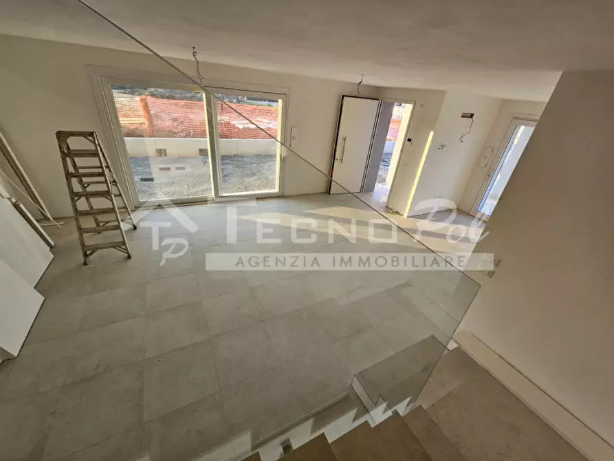 Immagine 1 di Casa bifamiliare in vendita  a Camposampiero