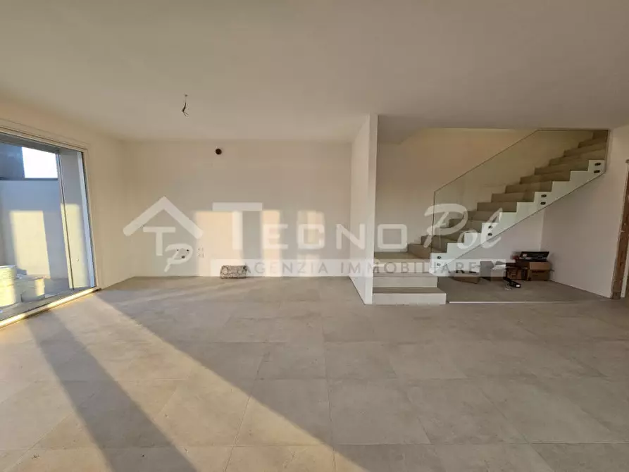 Immagine 2 di Casa bifamiliare in vendita  a Camposampiero