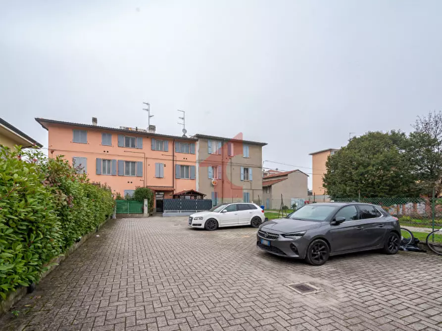 Immagine 2 di Appartamento in vendita  in Via Scotti 13 a Parma