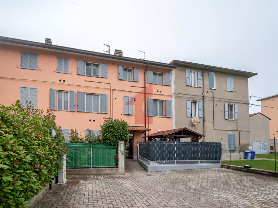Immagine 6 di Appartamento in vendita  in Via Scotti 13 a Parma