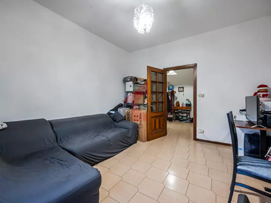 Immagine 12 di Appartamento in vendita  in Via Erba Edoari 2 a Parma