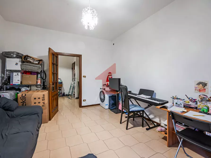 Immagine 13 di Appartamento in vendita  in Via Erba Edoari 2 a Parma