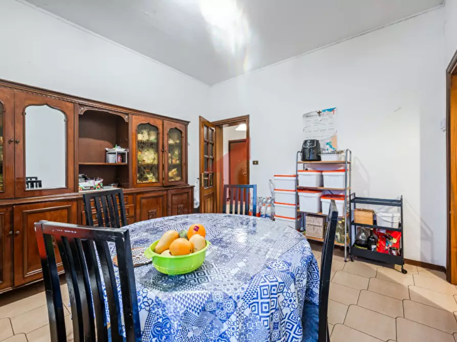 Immagine 16 di Appartamento in vendita  in Via Erba Edoari 2 a Parma