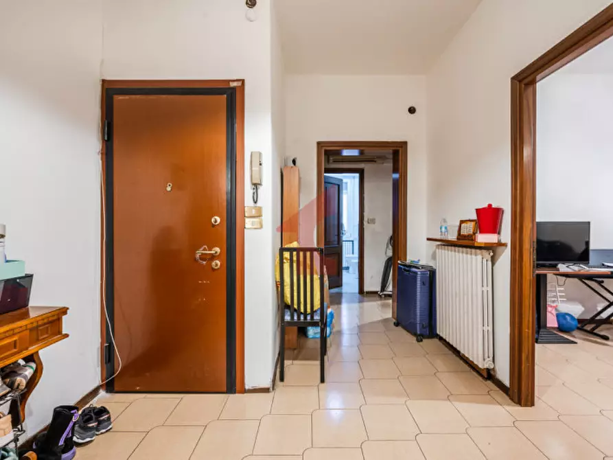 Immagine 28 di Appartamento in vendita  in Via Erba Edoari 2 a Parma