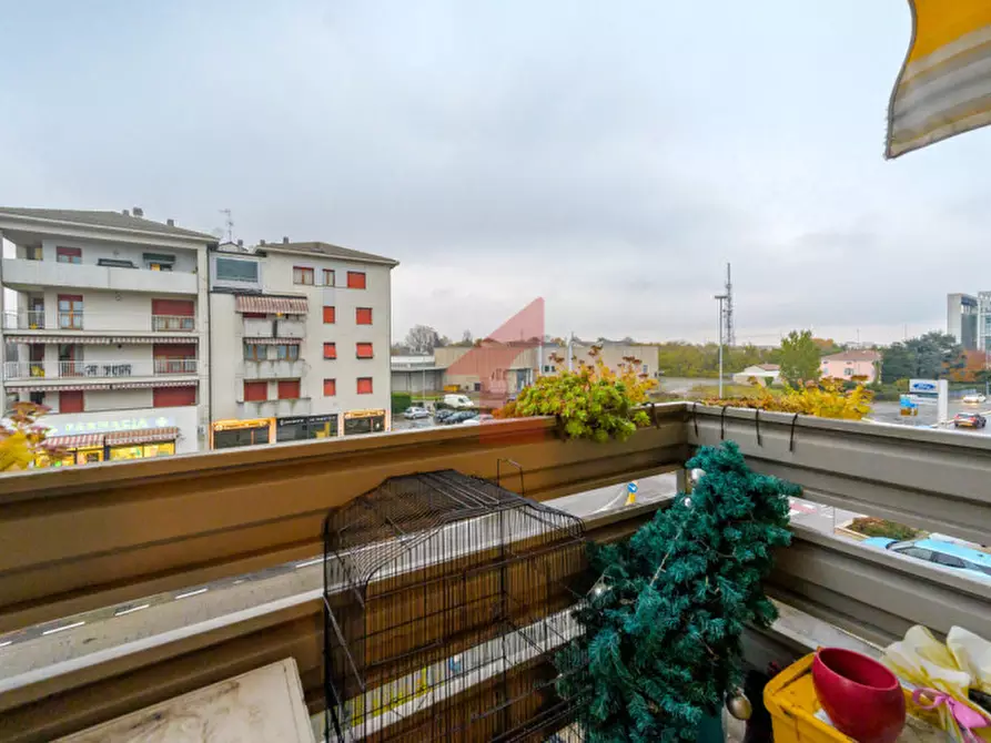 Immagine 29 di Appartamento in vendita  in Via Erba Edoari 2 a Parma