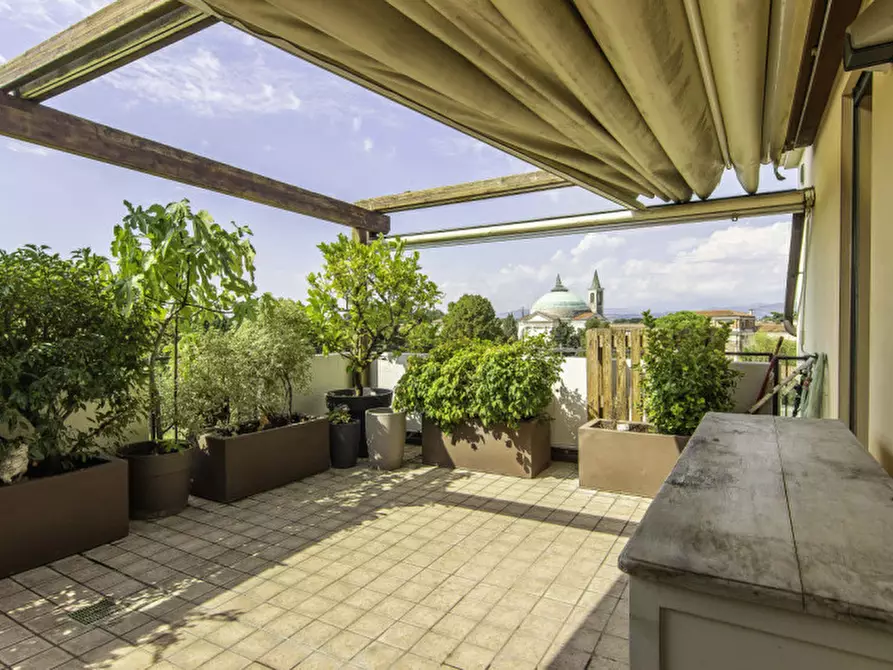 Immagine 2 di Attico in vendita  in Viale Trieste a Vicenza