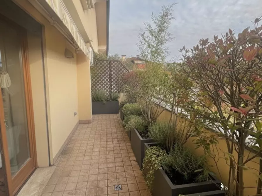 Immagine 7 di Appartamento in vendita  in Viale Trieste a Vicenza