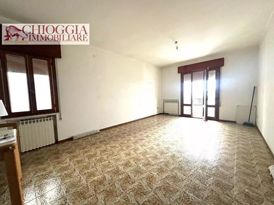 Immagine 3 di Appartamento in vendita  in Via Don Eugenio Bellemo a Chioggia