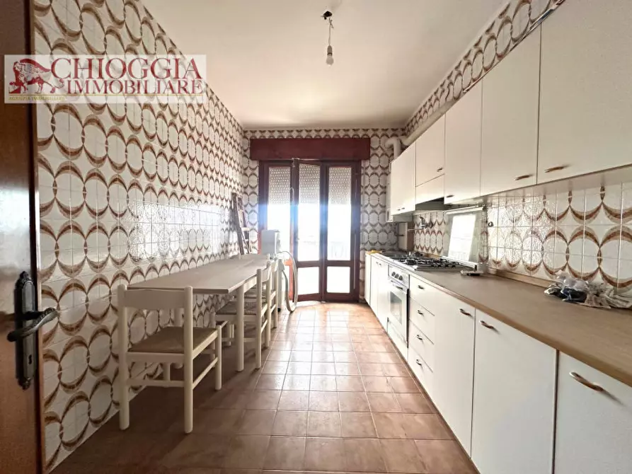 Immagine 4 di Appartamento in vendita  in Via Don Eugenio Bellemo a Chioggia