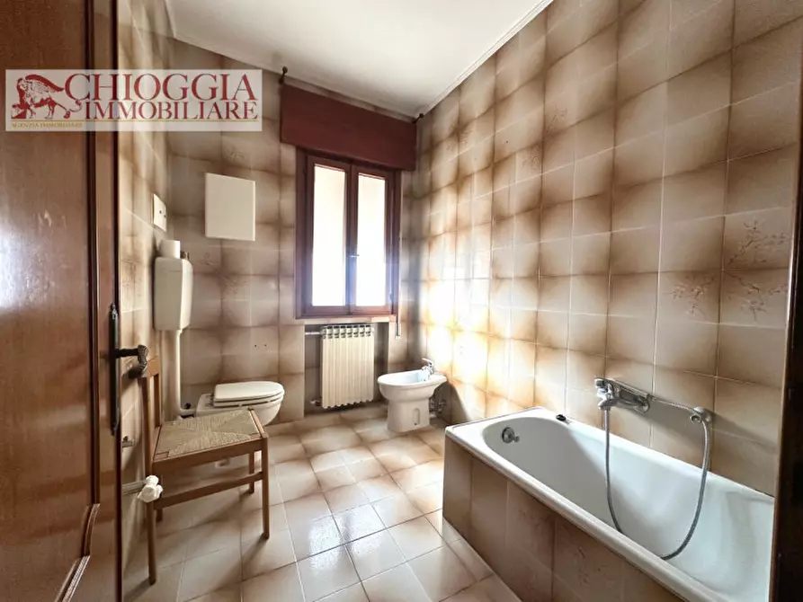 Immagine 9 di Appartamento in vendita  in Via Don Eugenio Bellemo a Chioggia