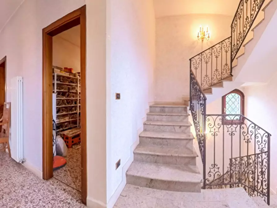 Immagine 21 di Villa in vendita  in Via Balanzane a Borgo Veneto