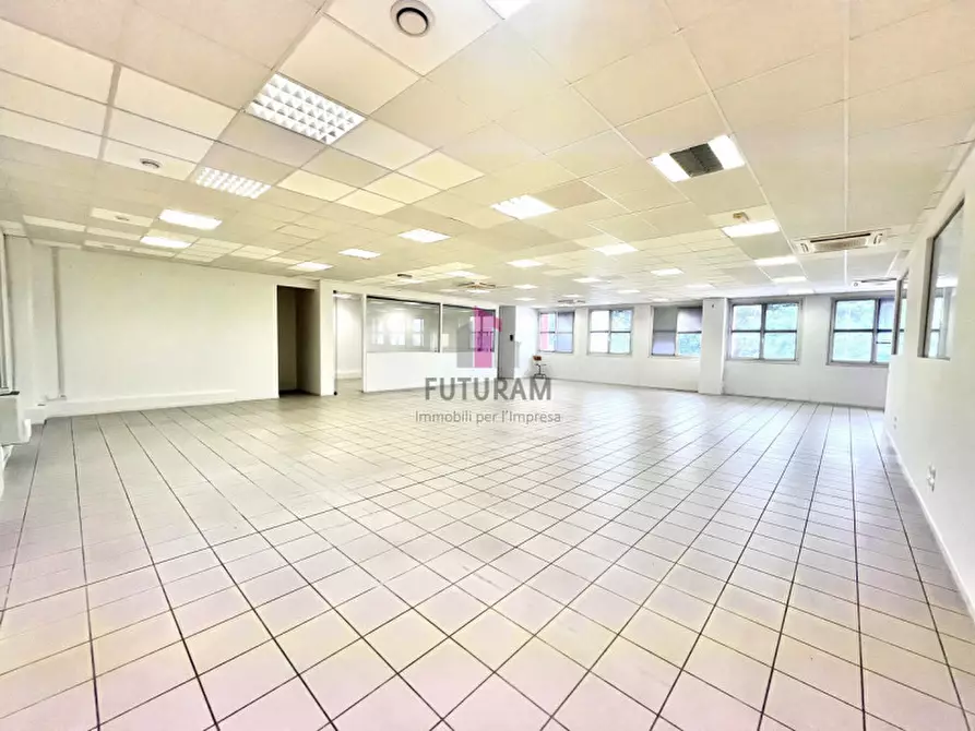 Immagine 8 di Ufficio in affitto  a Vicenza