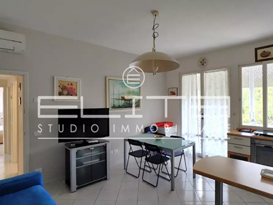 Immagine 4 di Appartamento in vendita  in MARCELLI a Numana