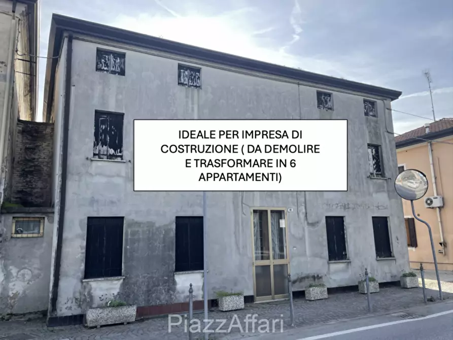 Immagine 1 di Palazzo in vendita  in Campagnola - Brugine a Brugine