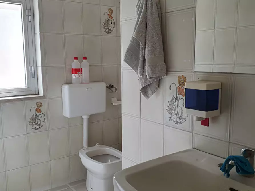 Immagine 5 di Attività commerciale in vendita  in via san lazzaro a Gallipoli