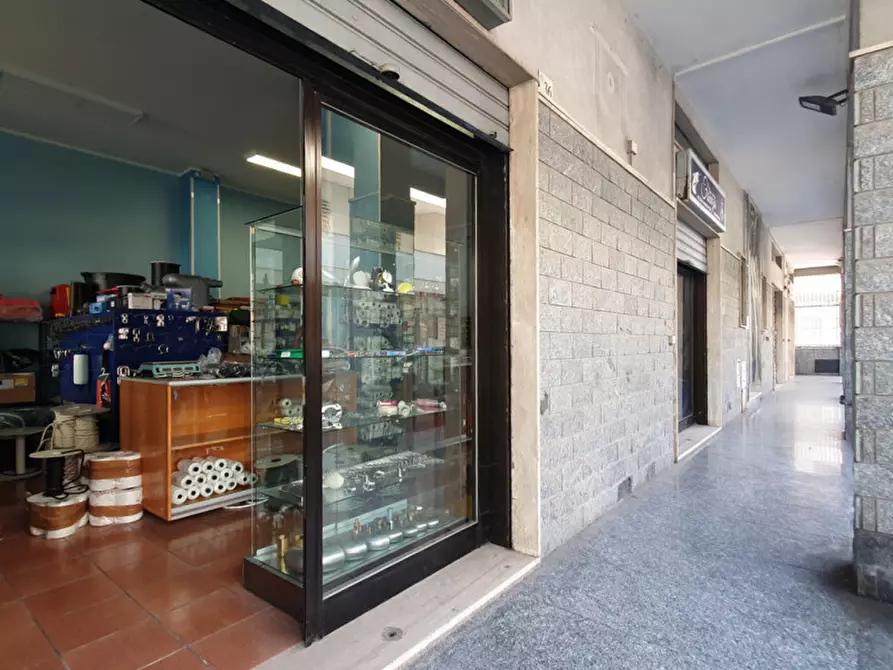 Immagine 23 di Attività commerciale in vendita  in via san lazzaro a Gallipoli
