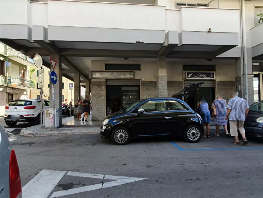 Immagine 24 di Attività commerciale in vendita  in via san lazzaro a Gallipoli