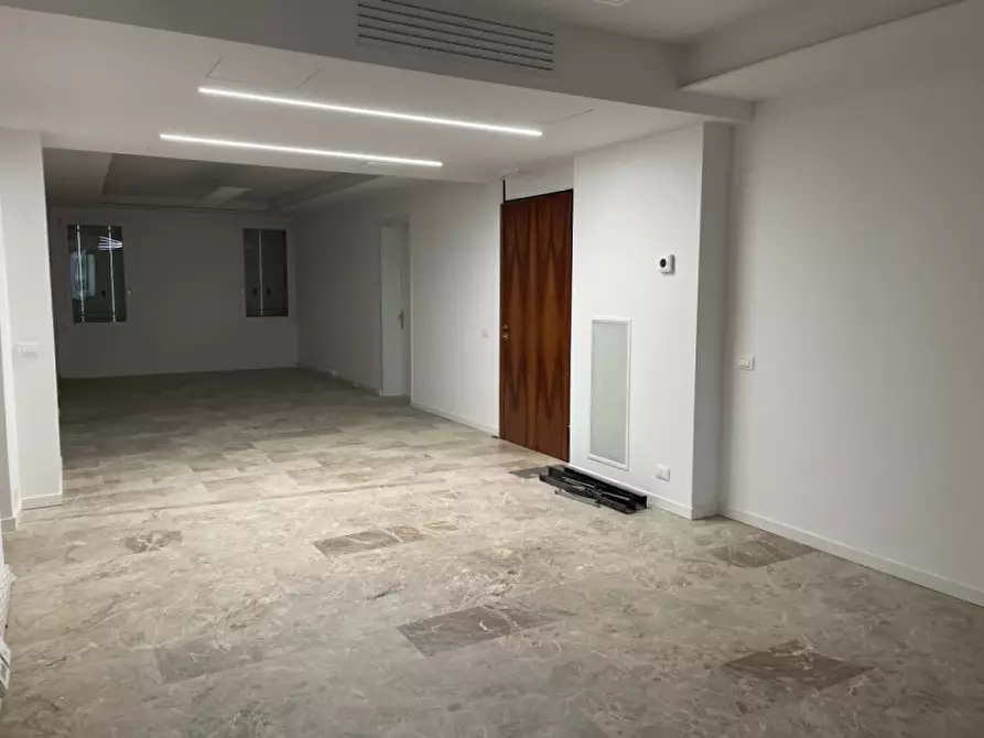Immagine 4 di Ufficio in affitto  in Contrà Santa Corona a Vicenza