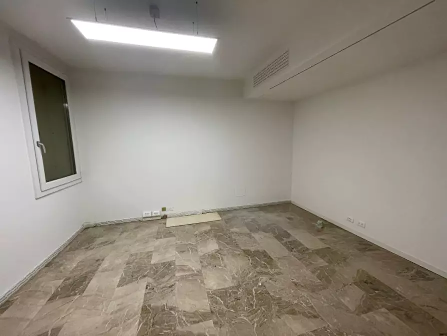 Immagine 7 di Ufficio in affitto  in Contrà Santa Corona a Vicenza