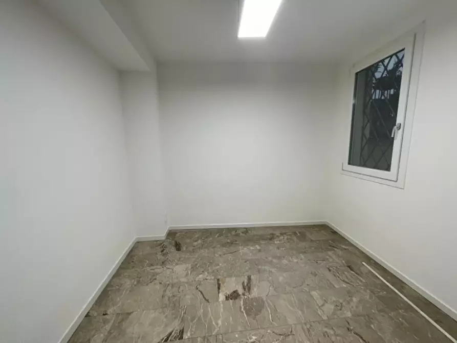Immagine 11 di Ufficio in affitto  in Contrà Santa Corona a Vicenza