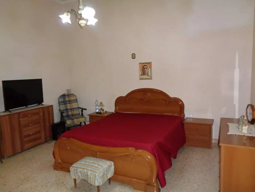 Immagine 23 di Casa indipendente in vendita  in Via Del Fante a Parabita