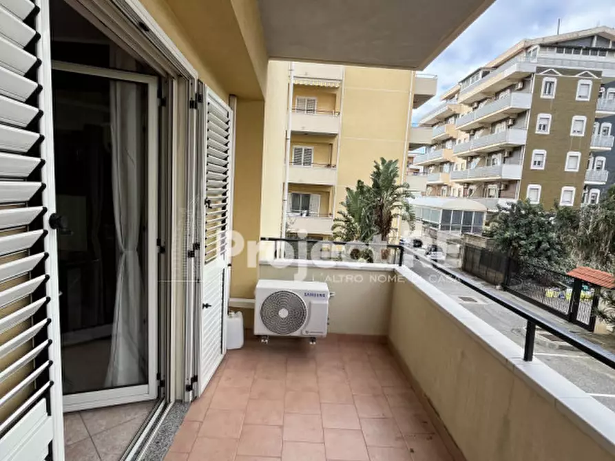 Immagine 9 di Appartamento in affitto  in Via Francesco Petrarca a Reggio Di Calabria
