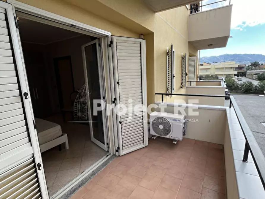 Immagine 29 di Appartamento in affitto  in Via Francesco Petrarca a Reggio Di Calabria