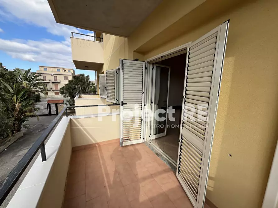 Immagine 46 di Appartamento in affitto  in Via Francesco Petrarca a Reggio Di Calabria