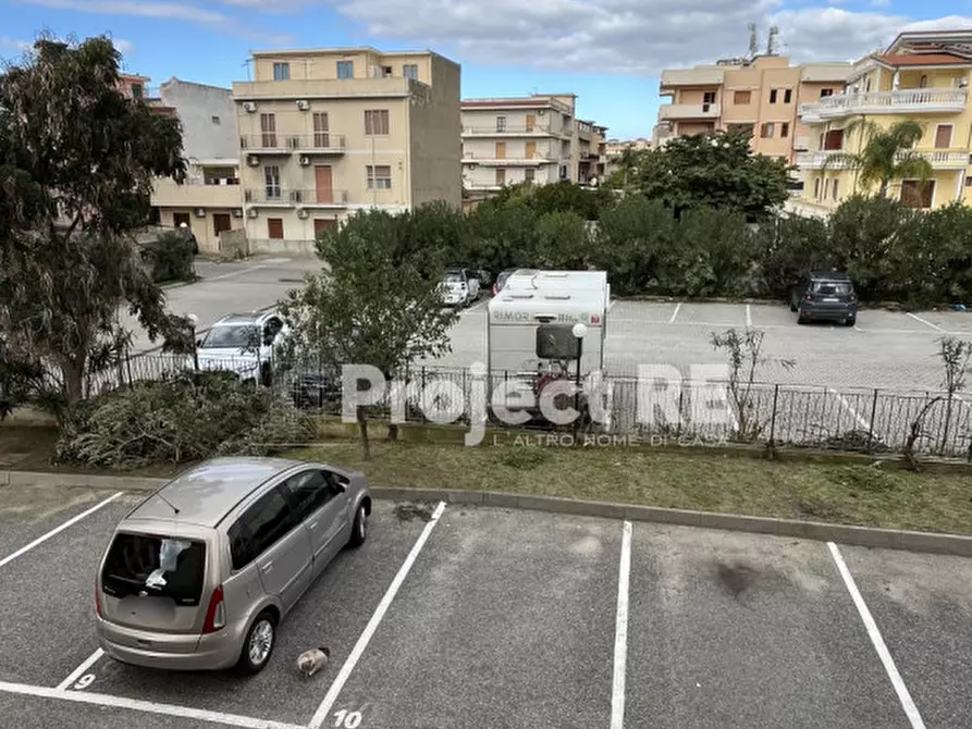 Immagine 48 di Appartamento in affitto  in Via Francesco Petrarca a Reggio Di Calabria